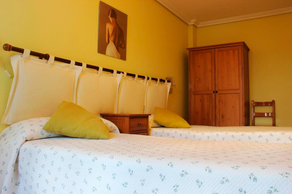 apartamentos-altuzarra-apartamento-dormitorio-verde